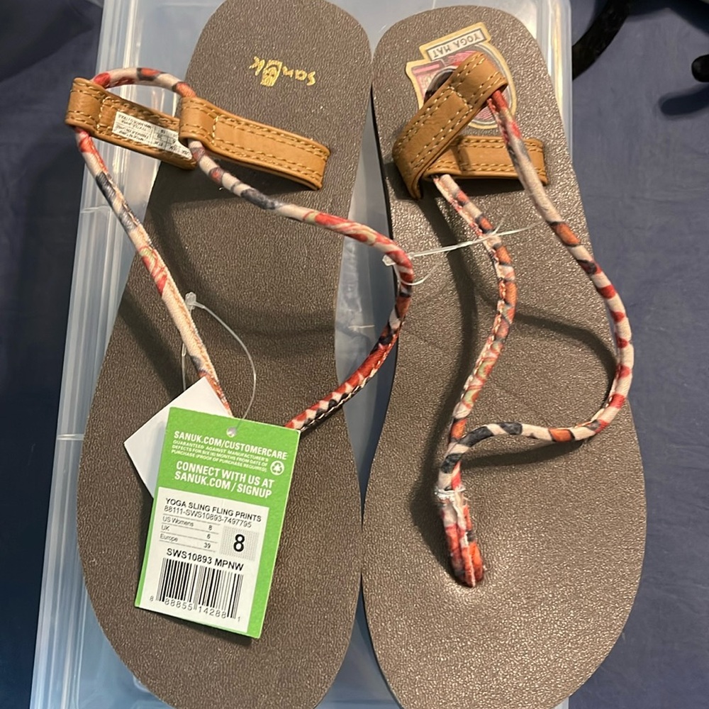 NWT Sanuk Yoga Sling Fling Prints Sandals 8